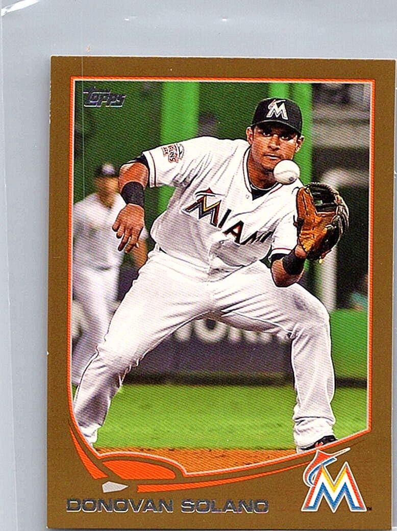 2013 Topps Mini #543 Donovan Solano Gold /62